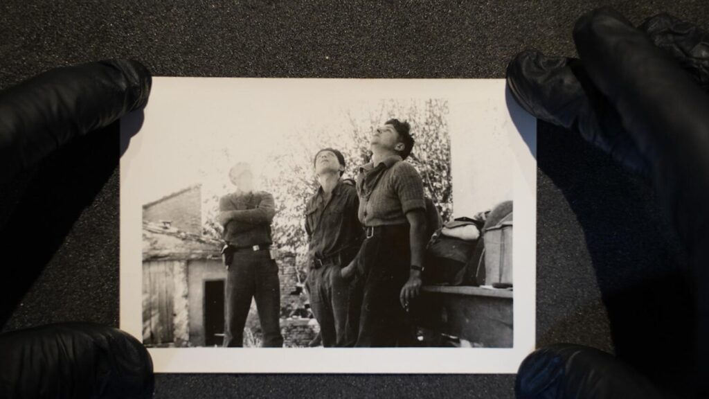 Fotograma del documental ‘Escuchar la sombra’, de Miguel G. Morales.