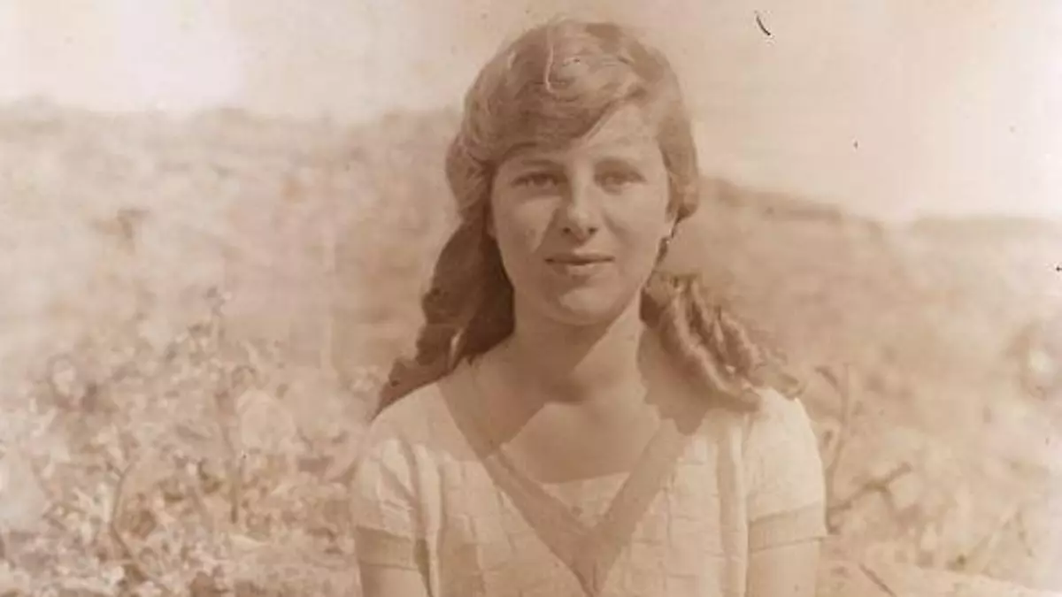 Encarnación Cabré la acrópolis de Las Cogotas, 1929.- Cedida por la familia Cabré.