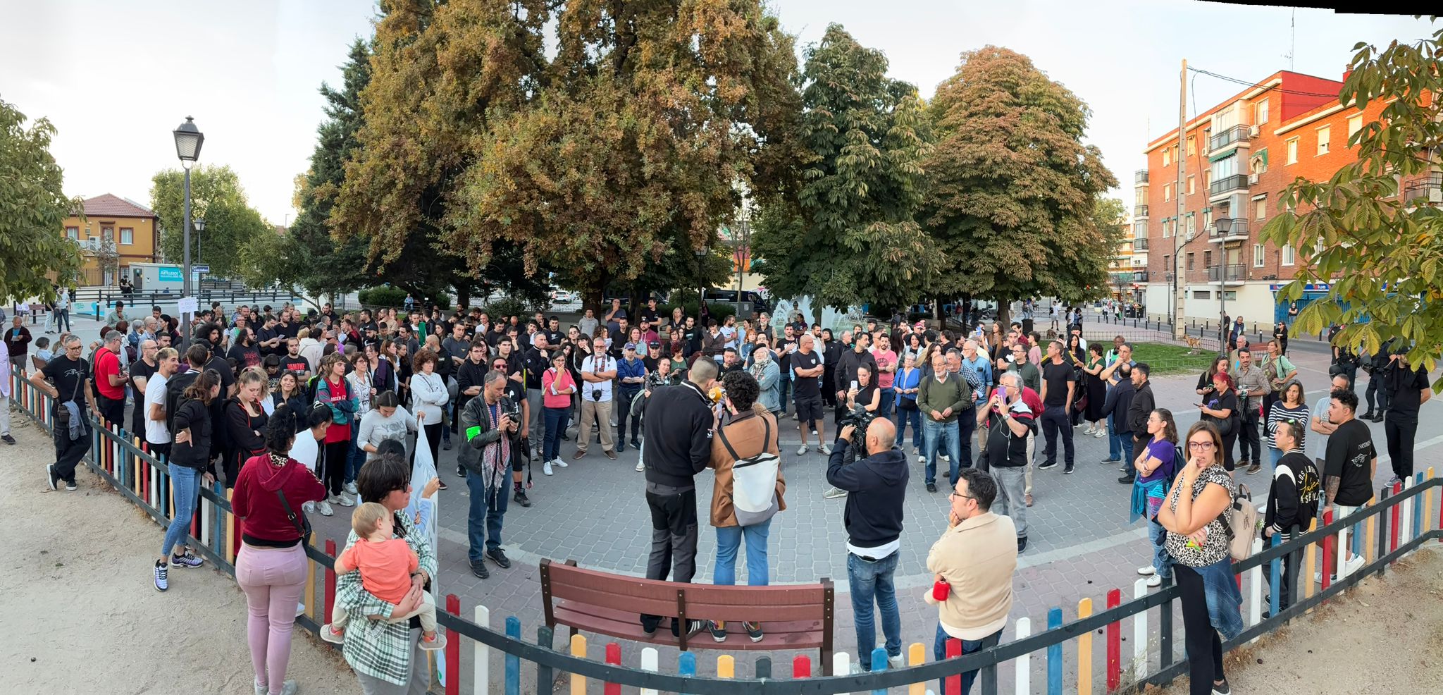 La protesta de los colectivos vecinales.- Cedida