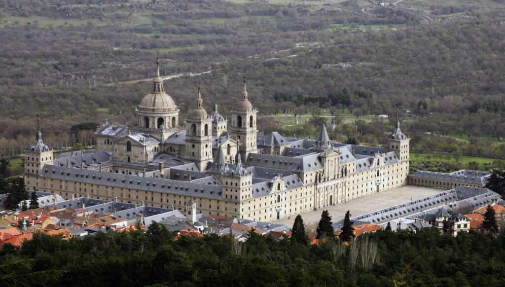 Monasterio de San Lorenzo de El Escorial.- Wikimedia