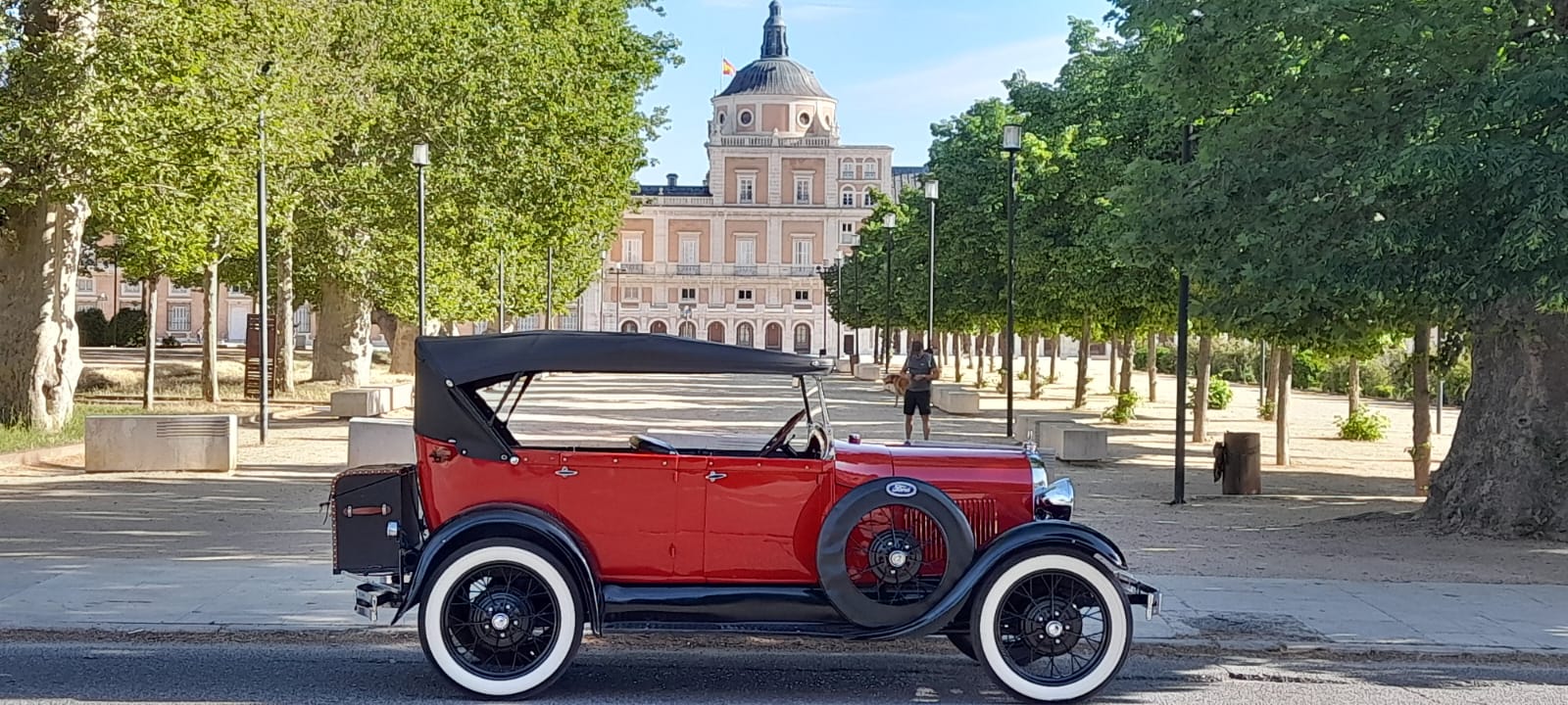 Muestra de coches antiguos en Madrid.- Cedida