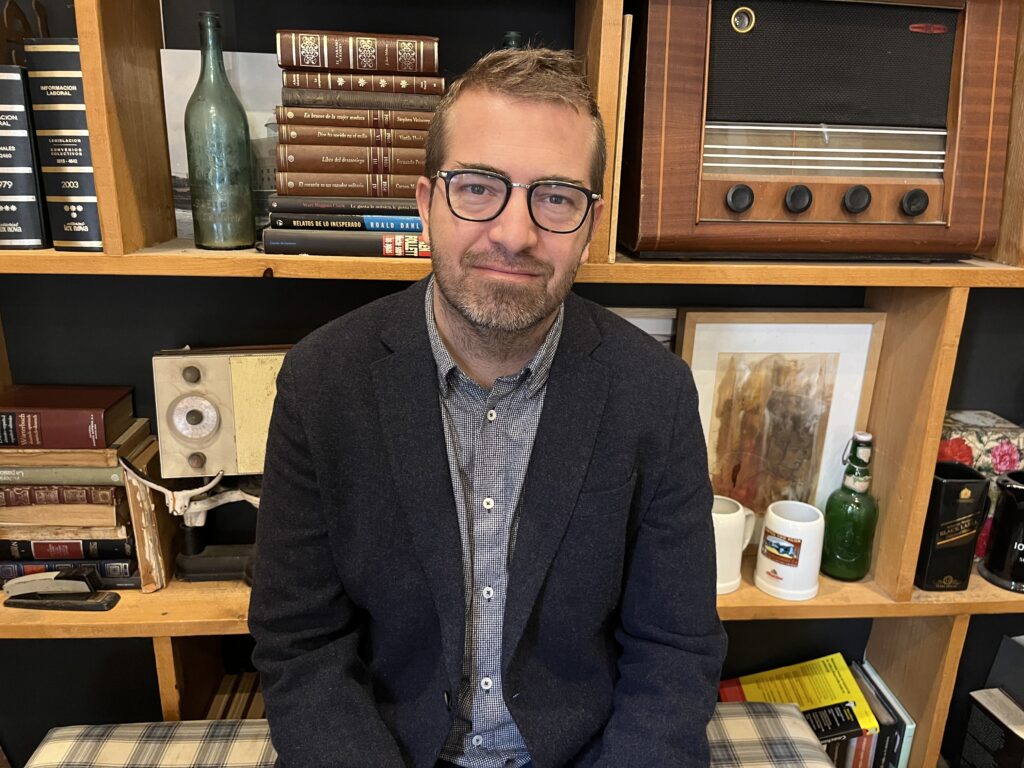 El autor del libro, Antonio Villarreal.- Cedida