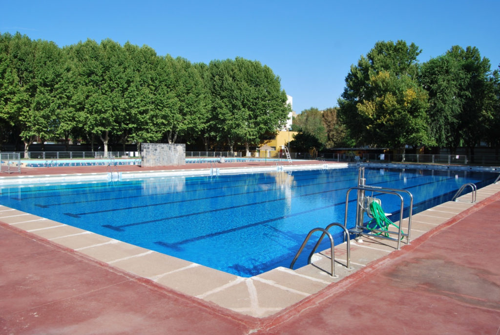 Piscina.- Ayuntamiento de Alcalá de Henares