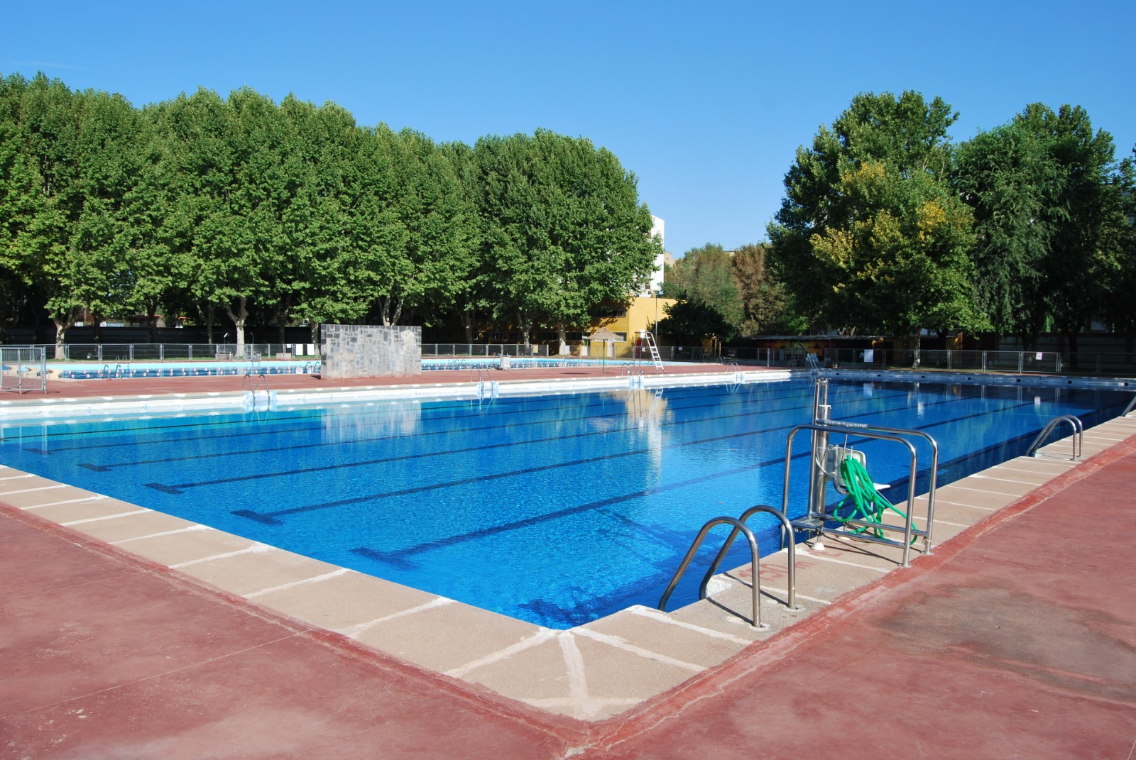 Piscina.- Ayuntamiento de Alcal&aacute; de Henares