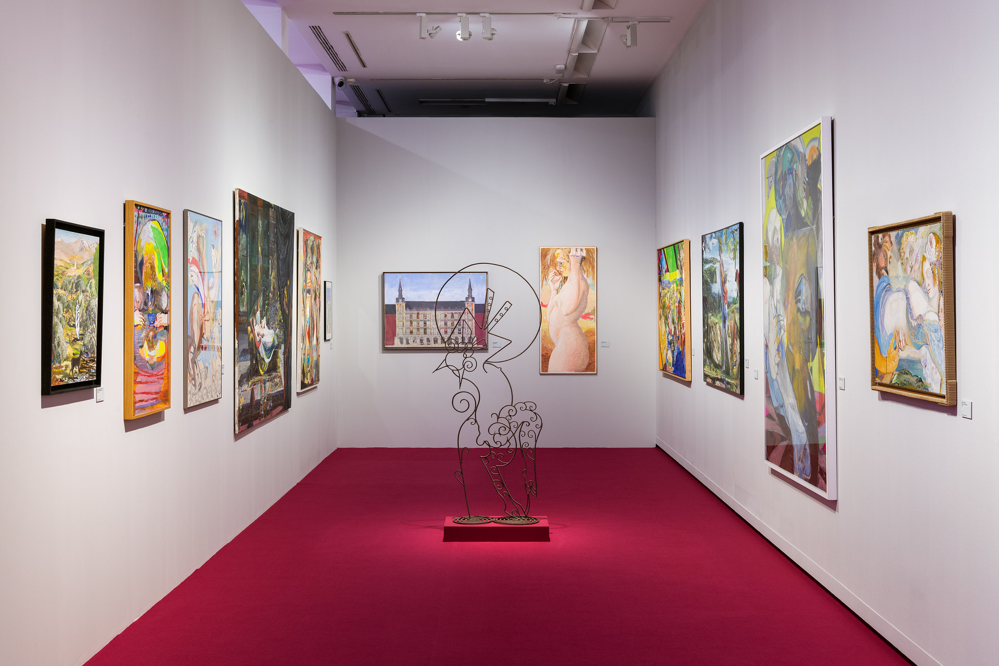 Vista de sala. Exposici&oacute;n "Mitolog&iacute;as modernas: Ouka Leele & Co".- Jon&aacute;s Bel